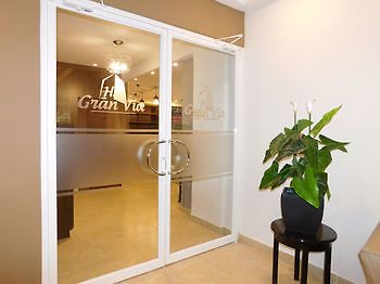 Gran Via Hotel Давид Екстериор снимка