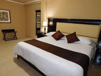 Gran Via Hotel Давид Екстериор снимка